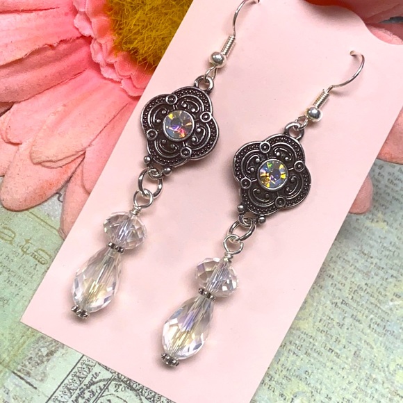 cocovalli Jewelry - NEW Iridescent crystal drop earrings antique silver charm vintage look sparkle